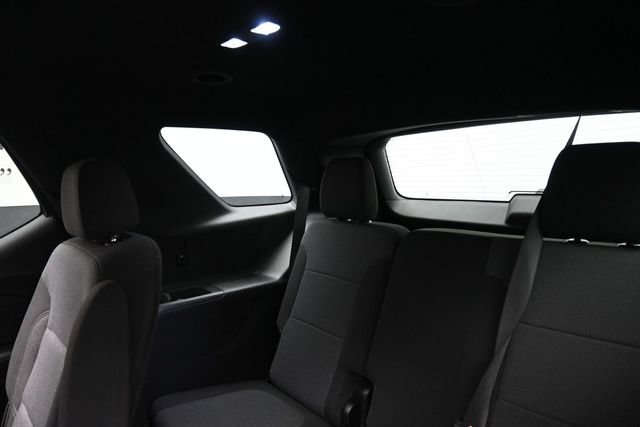 Used 2022 Chevrolet Traverse LT FWD image 22