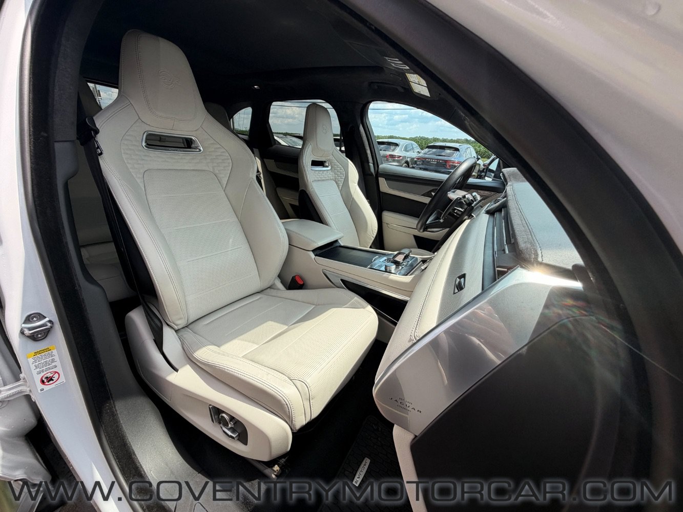 Used 2021 Jaguar F-PACE SVR AWD/4WD image 29