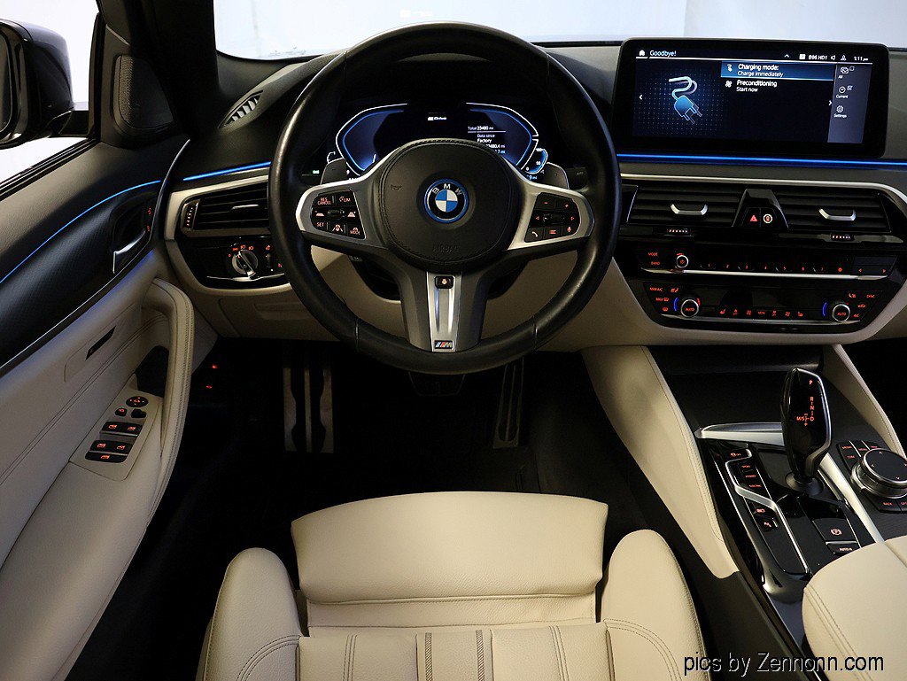 Certified 2023 BMW 530e 530e w/ M Sport Package image 16