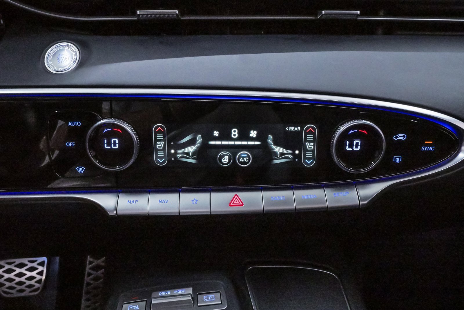 Certified 2025 Genesis GV70 3.5T Sport image 17