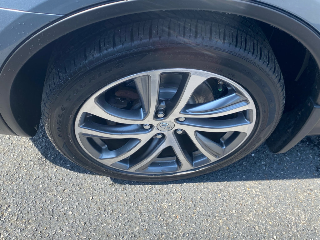 Used 2017 INFINITI QX50 AWD w/ Technology Package image 16