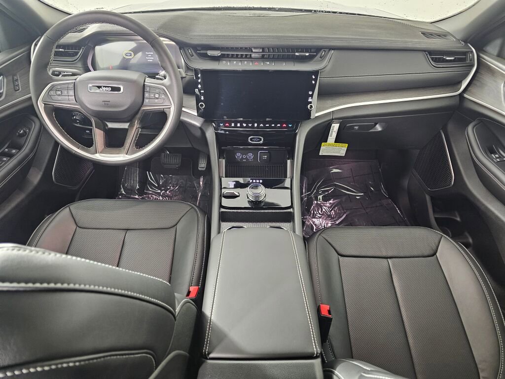 New 2026 Jeep Grand Cherokee Limited AWD/4WD image 19