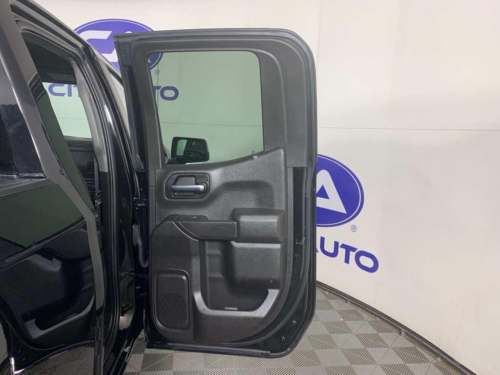 Used 2022 Chevrolet Silverado 1500 LT image 35