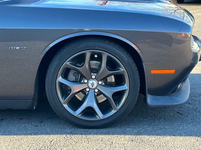 Used 2019 Dodge Challenger R/T image 12