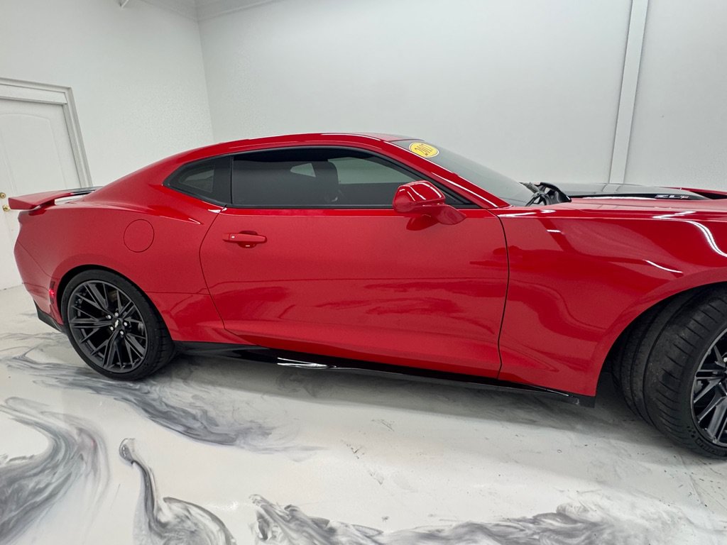 Used 2017 Chevrolet Camaro ZL1 RWD image 9