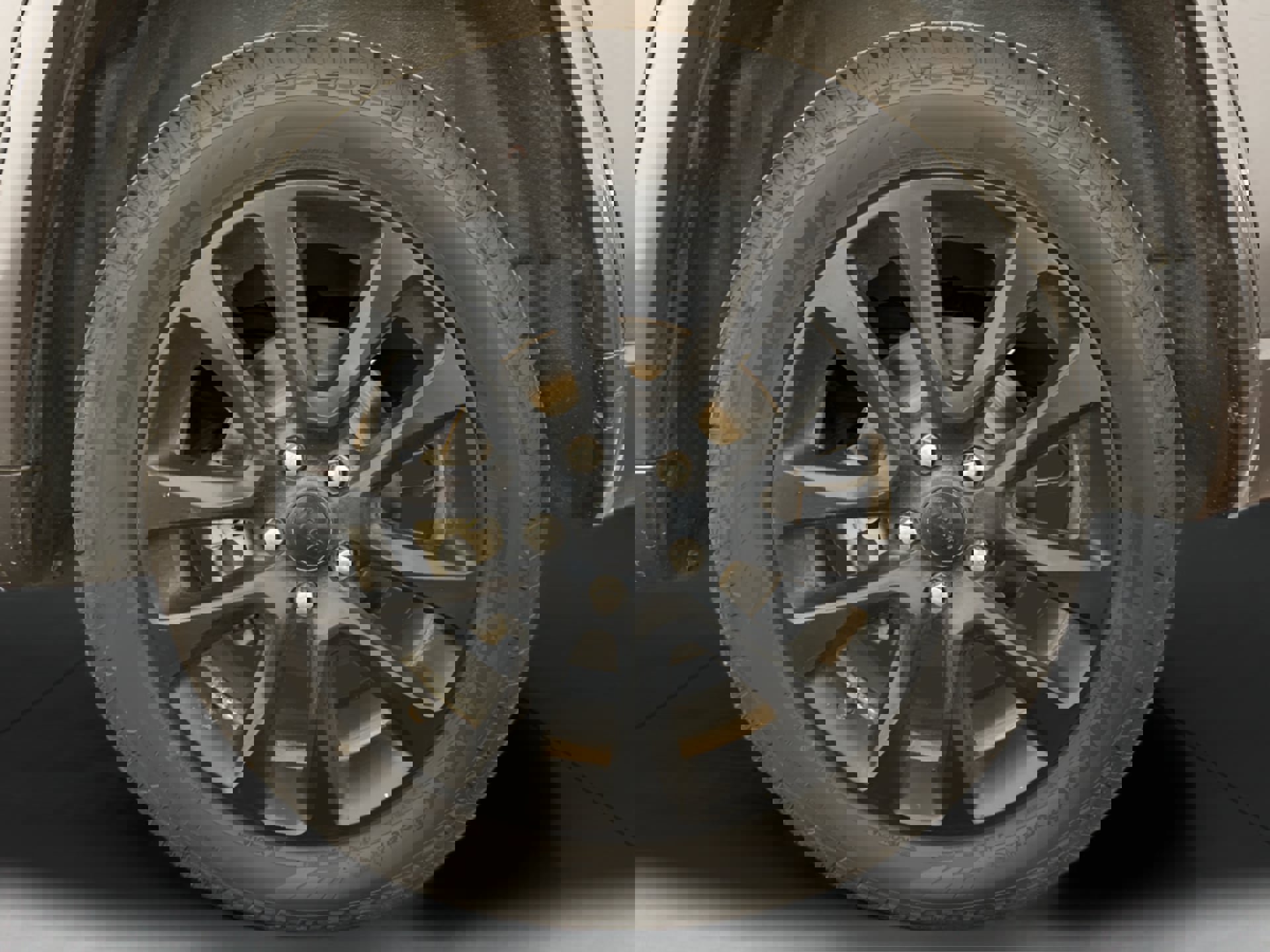 Used 2020 Jeep Grand Cherokee Altitude image 32