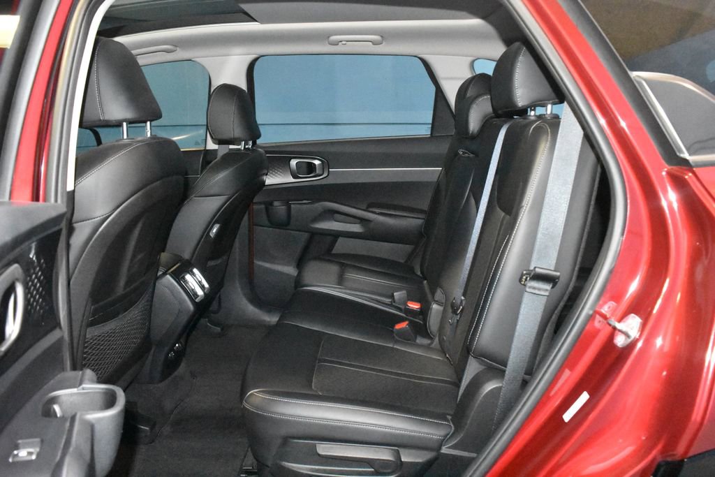 Used 2023 Kia Sorento S w/ Panoramic Sunroof Package image 20