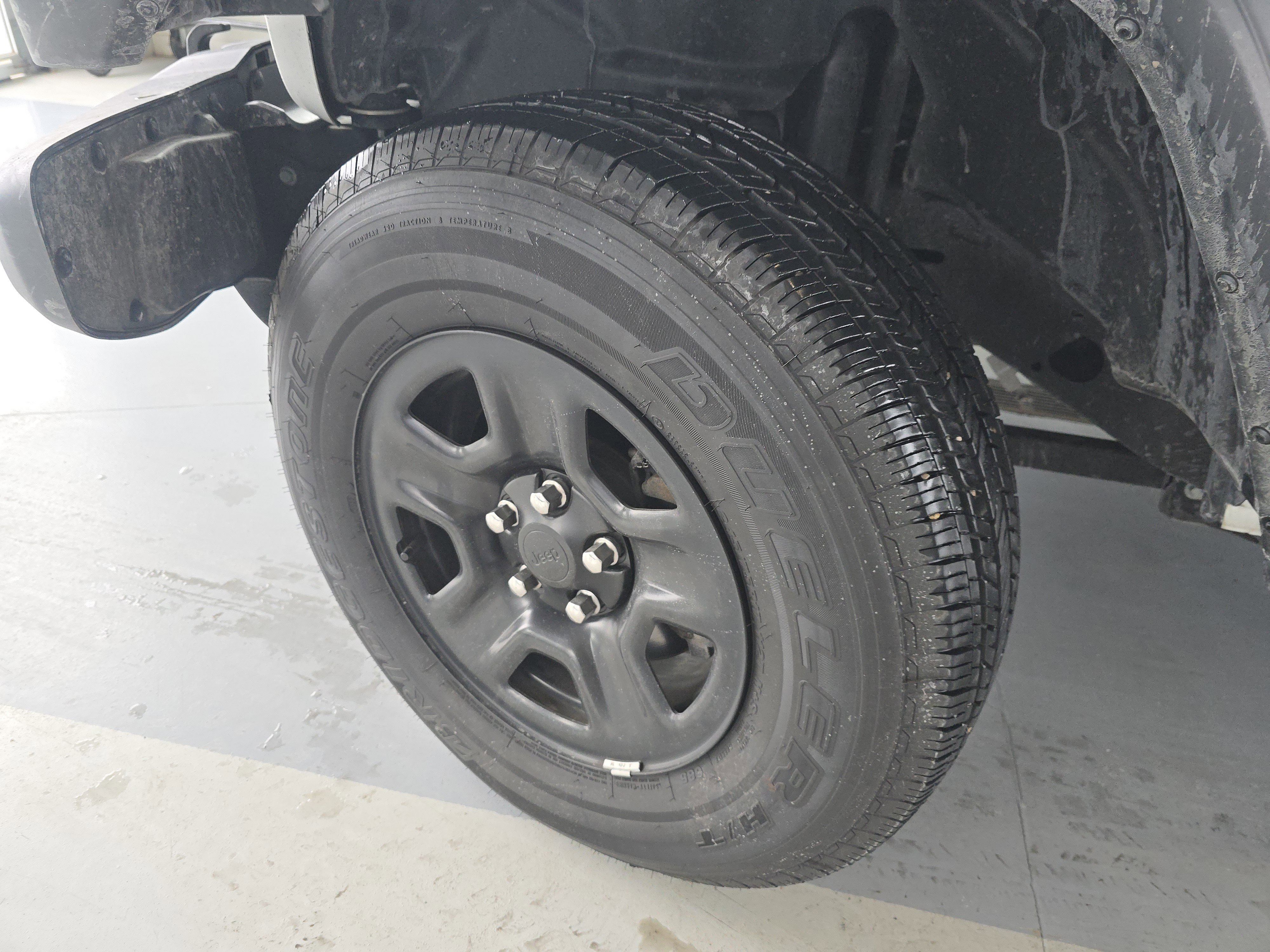 Used 2023 Jeep Gladiator Sport w/ Trailer Tow Package image 10