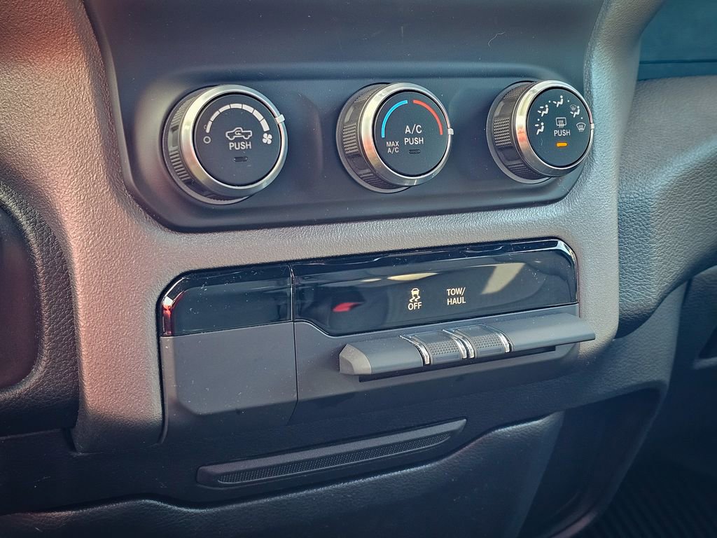 Certified 2023 RAM 1500 Big Horn image 24