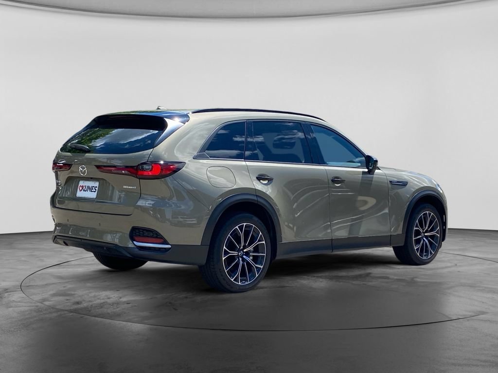 Used 2025 MAZDA CX-70 Plug-In Hybrid w/ Premium Plus AWD/4WD image 6