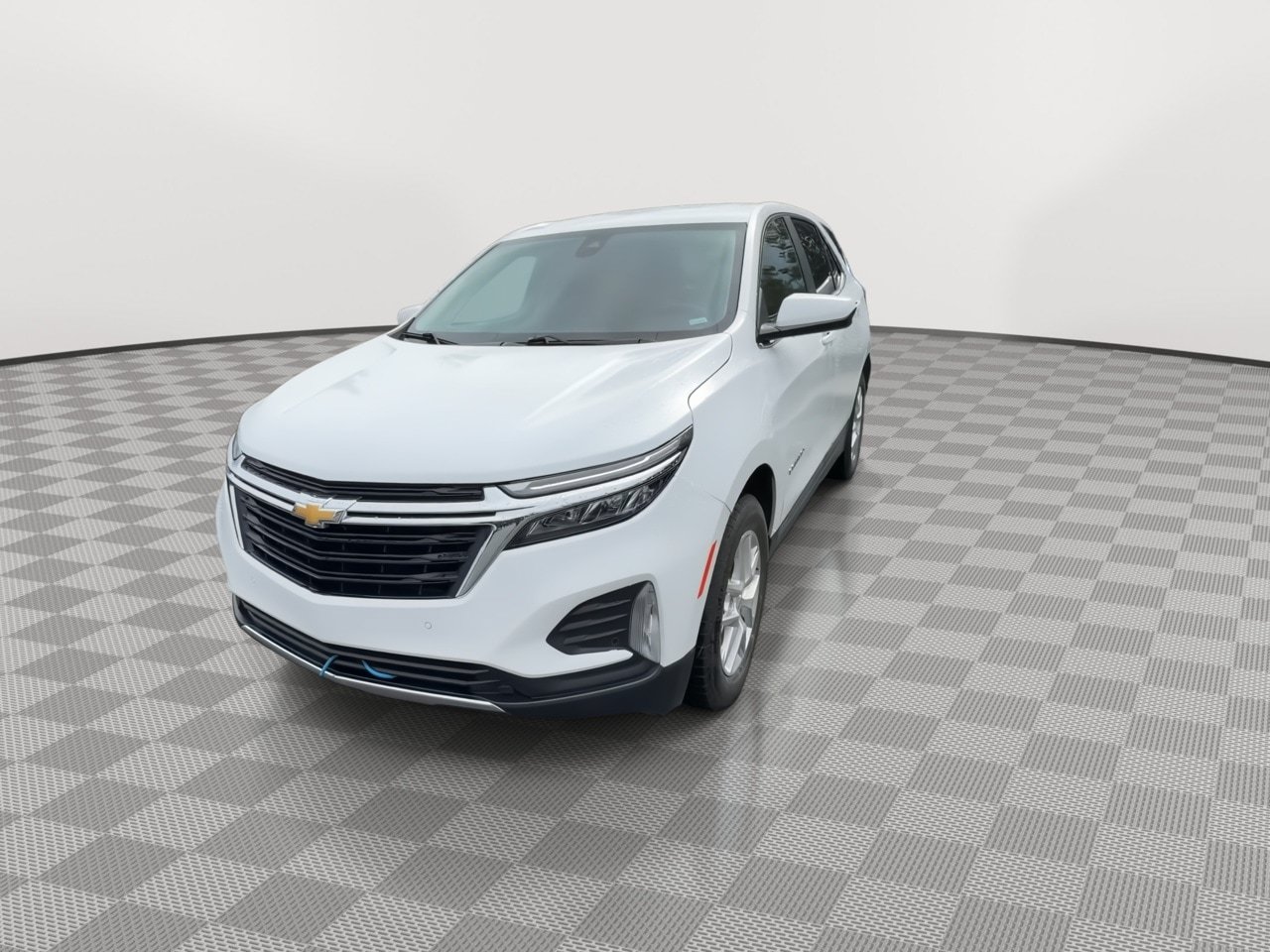 Used 2024 Chevrolet Equinox LT AWD/4WD image 3