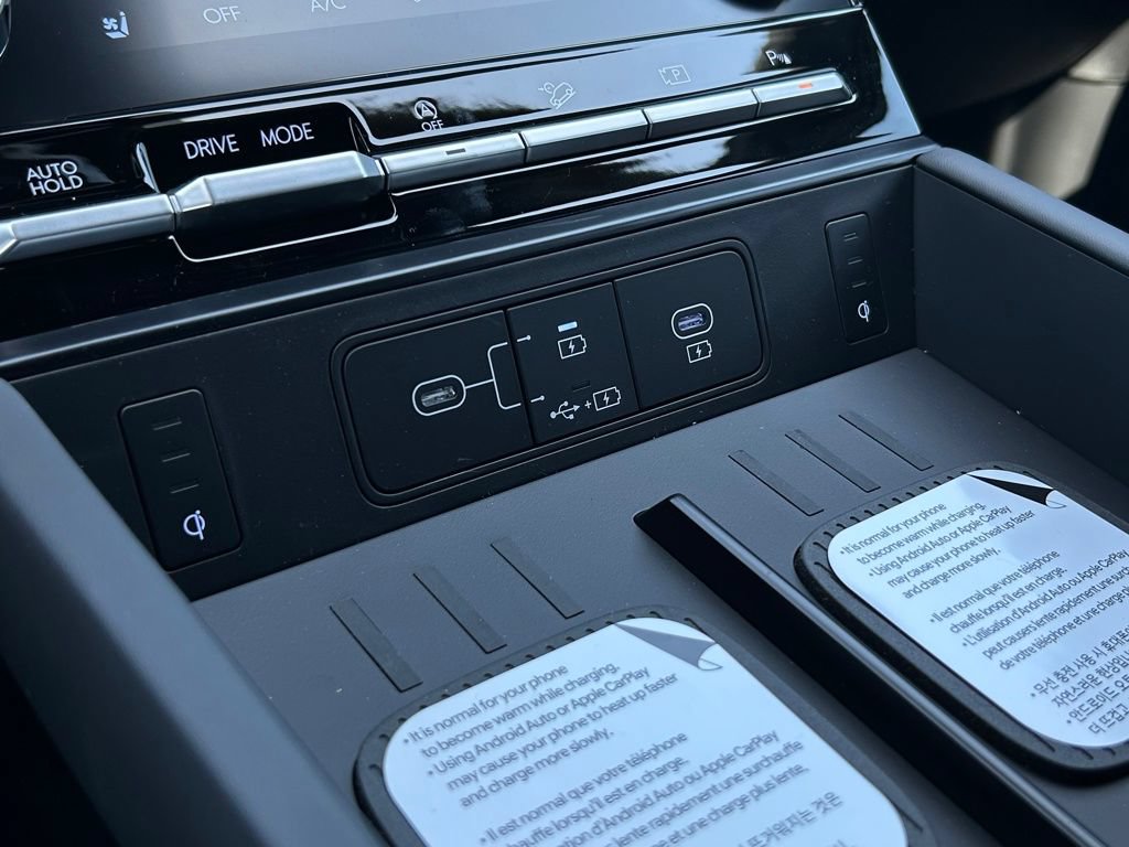 New 2026 Hyundai Santa Fe Calligraphy FWD image 19