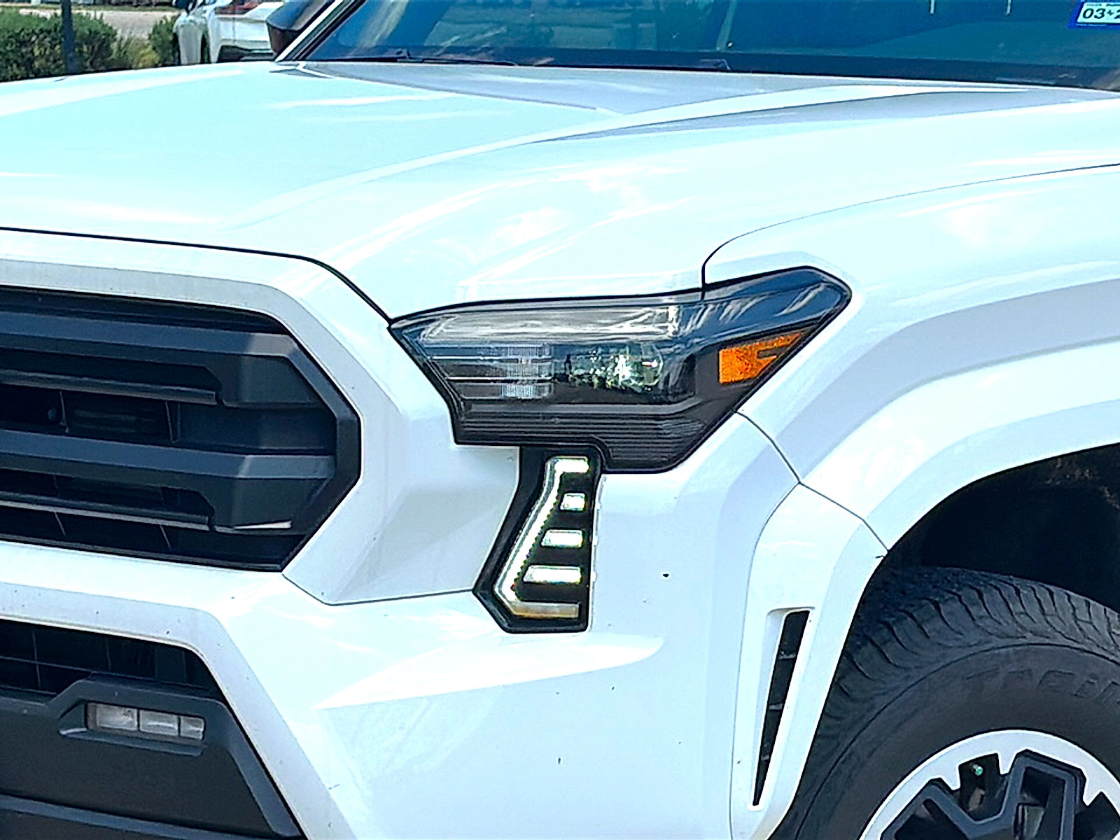 Used 2025 Toyota Tacoma SR RWD image 4