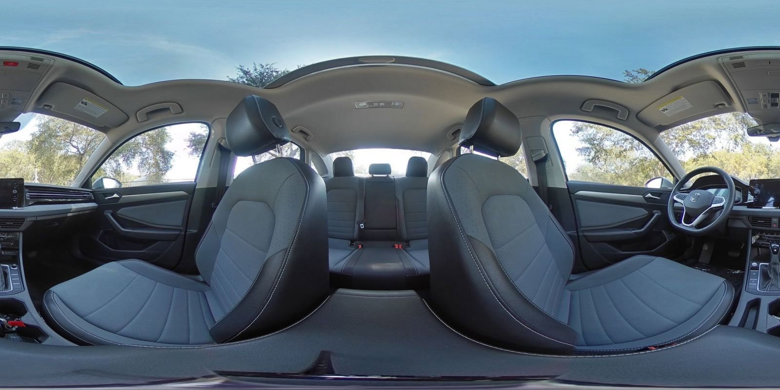 Used 2025 Volkswagen Jetta SE image 37