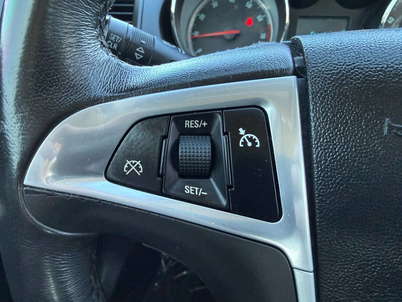 Used 2012 Buick Regal Leather image 31