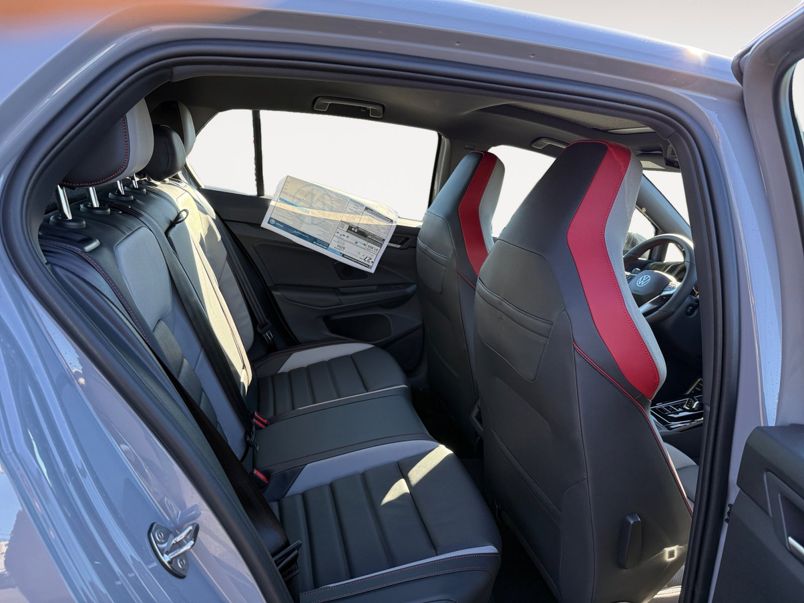 New 2025 Volkswagen GTI SE image 18