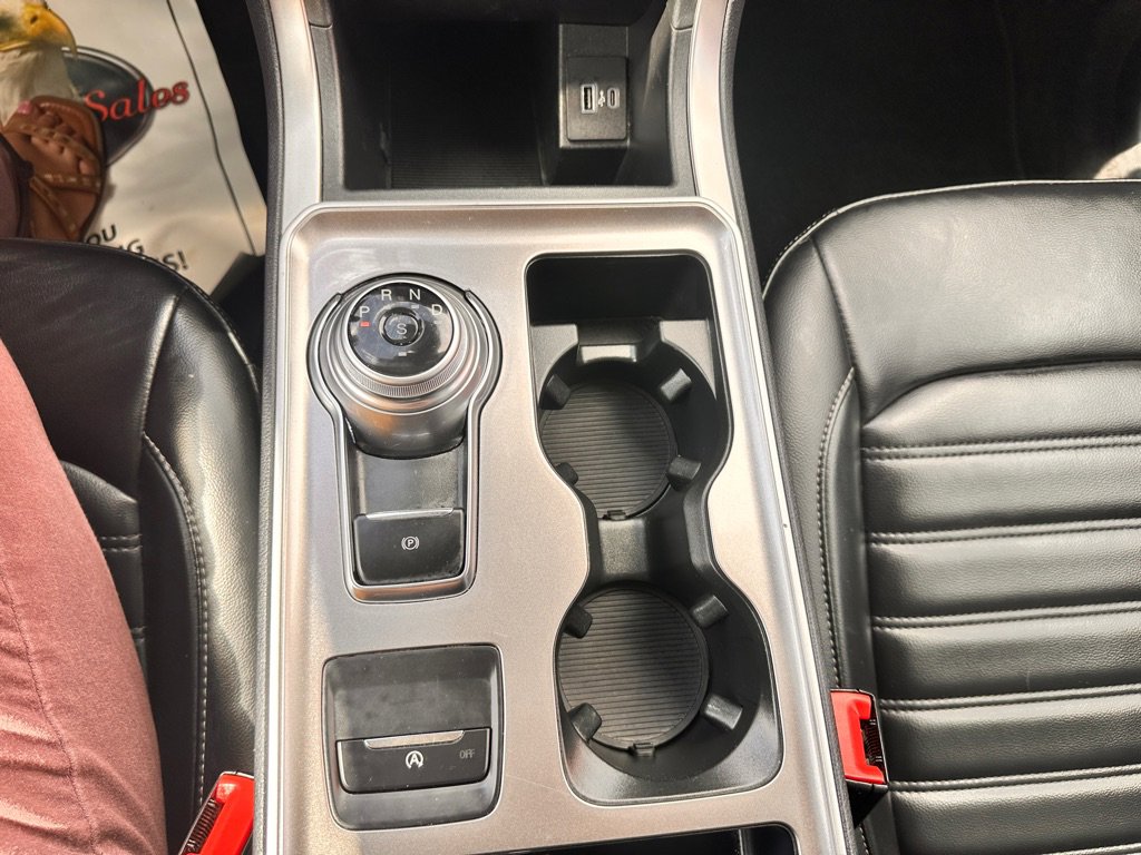 Used 2024 Ford Edge SEL image 35