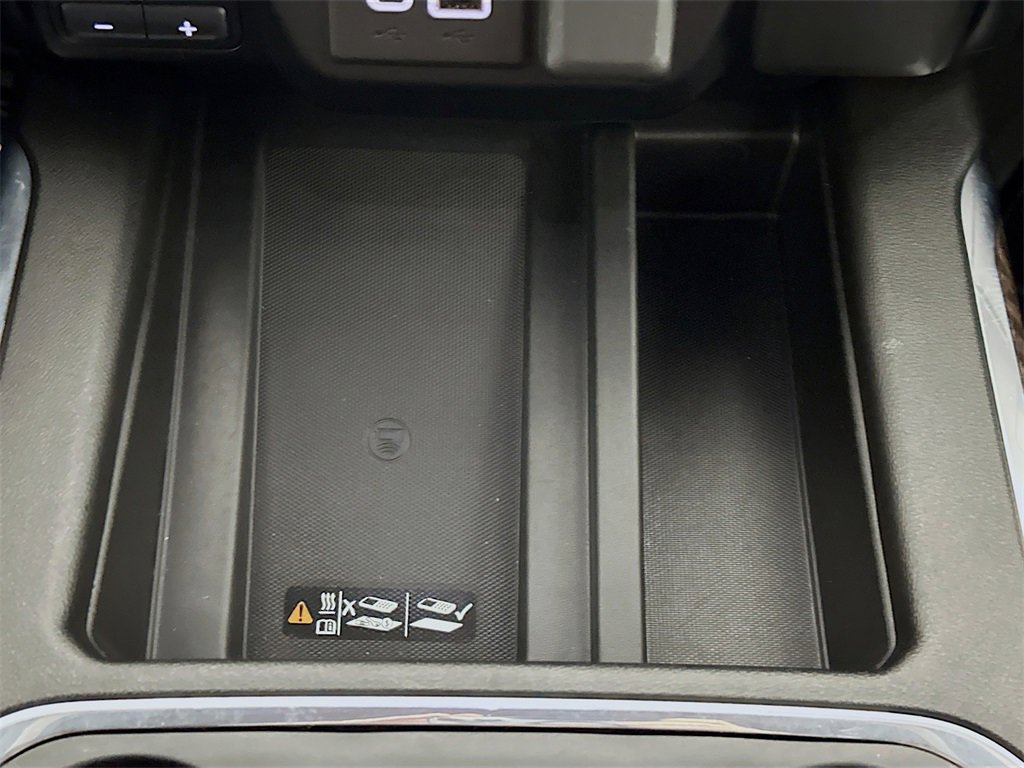 Used 2021 GMC Sierra 2500 Denali w/ Denali Ultimate Package image 17