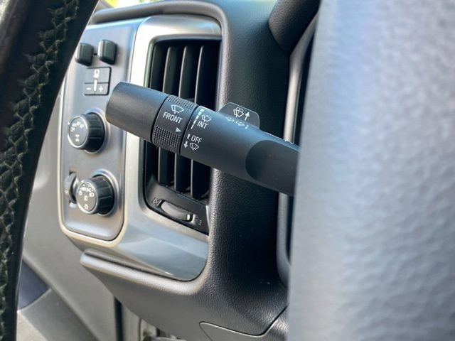Used 2018 Chevrolet Silverado 1500 LT w/ All Star Edition AWD/4WD image 17