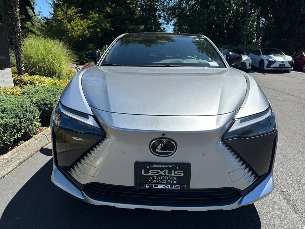 Certified 2023 Lexus RZ 450e Premium w/ Technology Package AWD/4WD image 9