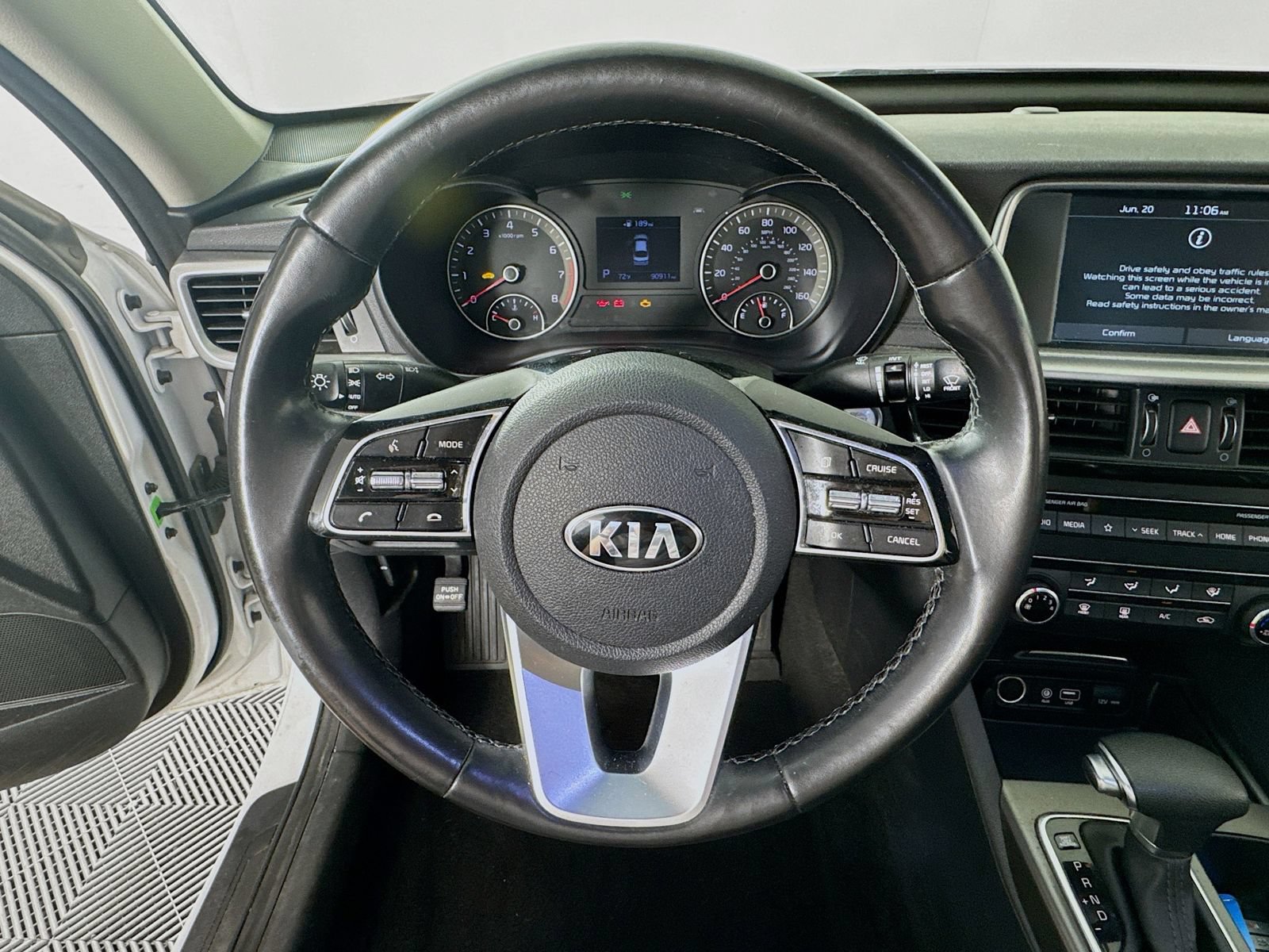 Used 2020 Kia Optima SE FWD image 13
