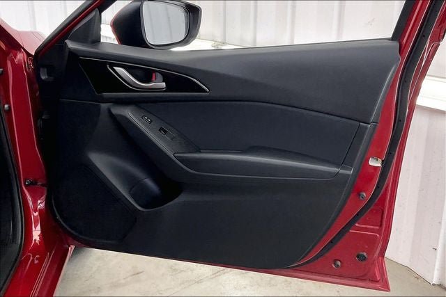 Used 2015 MAZDA MAZDA3 i Sport FWD image 21