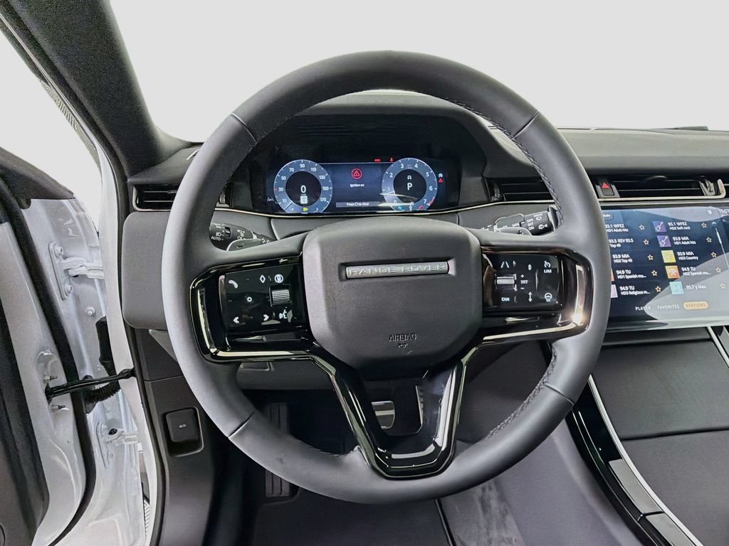 New 2026 Land Rover Range Rover Evoque Hoxton AWD/4WD image 11