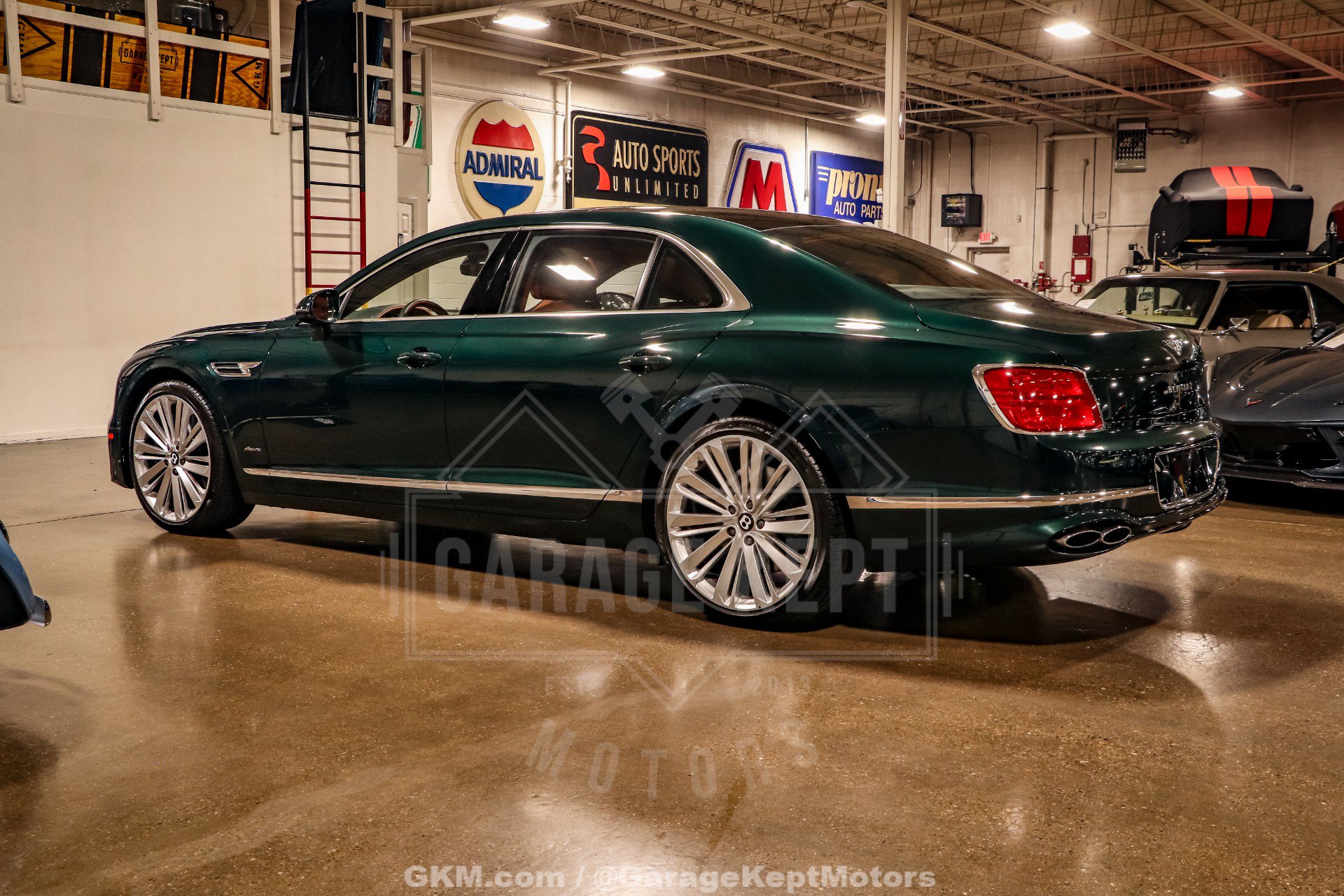 Used 2023 Bentley Flying Spur Azure AWD/4WD image 6