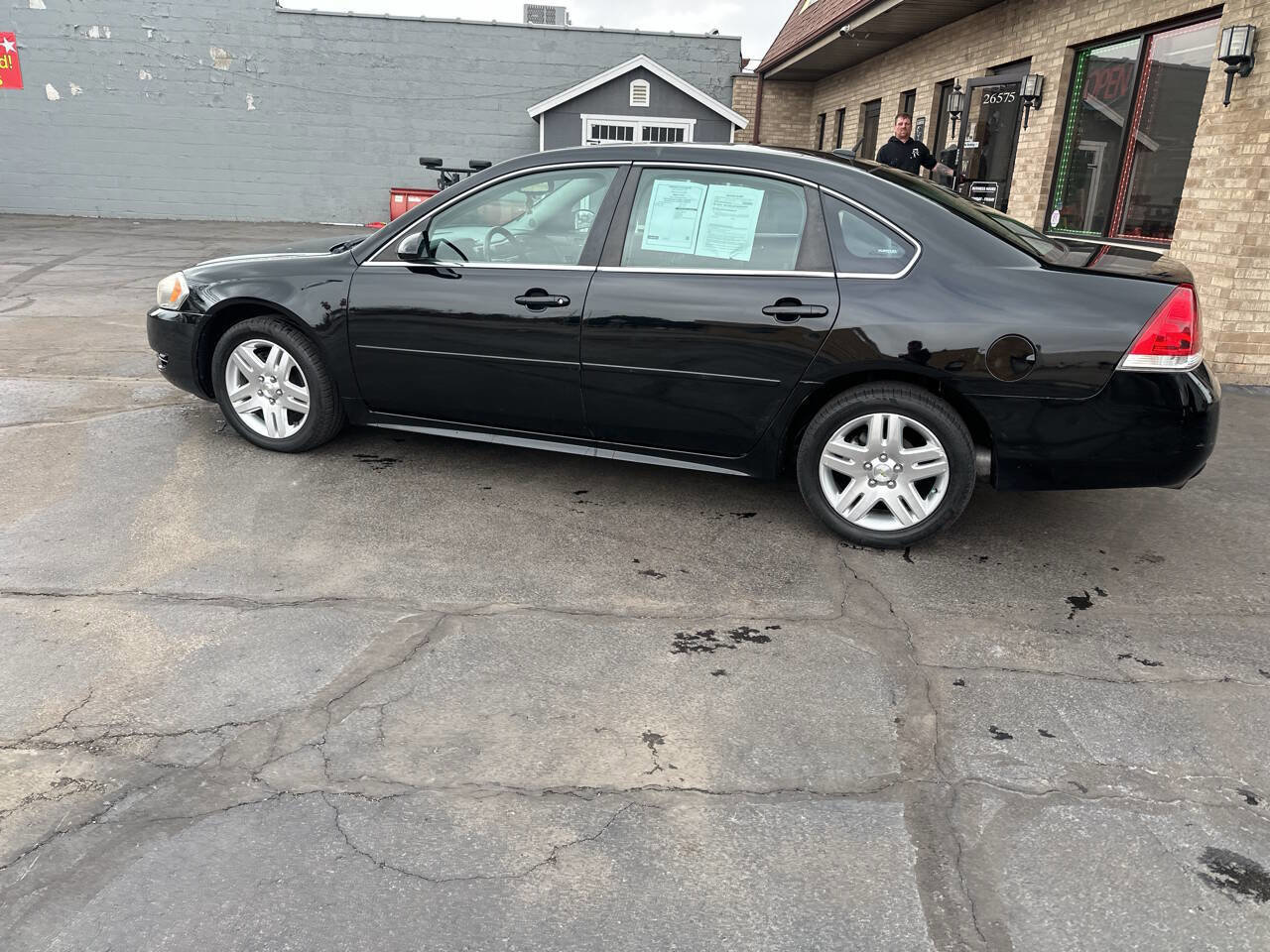 Used 2014 Chevrolet Impala LT w/ LT Sunroof Package image 10