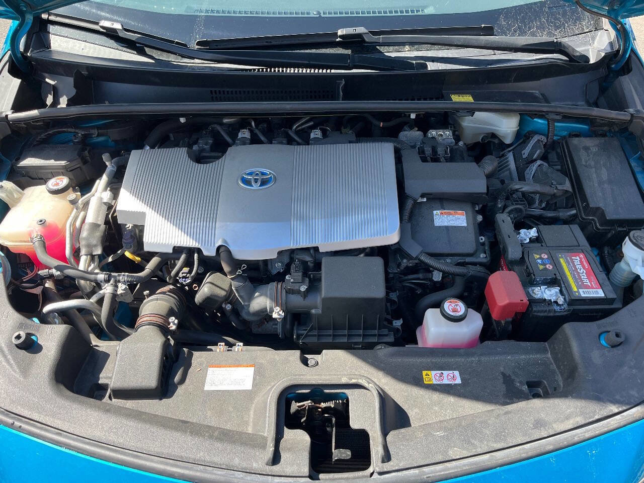 Used 2017 Toyota Prius Prime Premium w/ Carpet Mat Package image 8