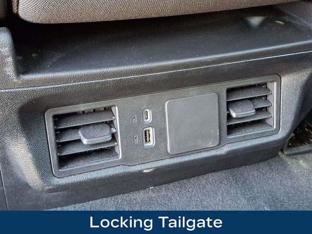 Used 2025 Chevrolet Silverado 2500 Custom w/ Custom Convenience Package image 23