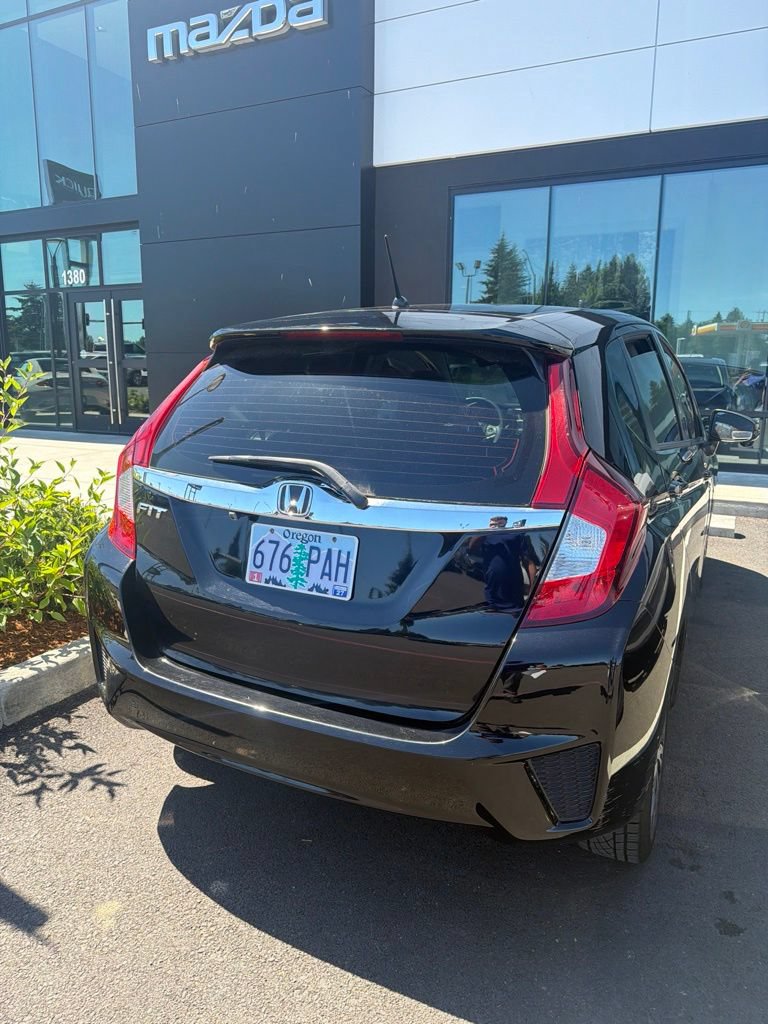 Used 2017 Honda Fit EX image 4