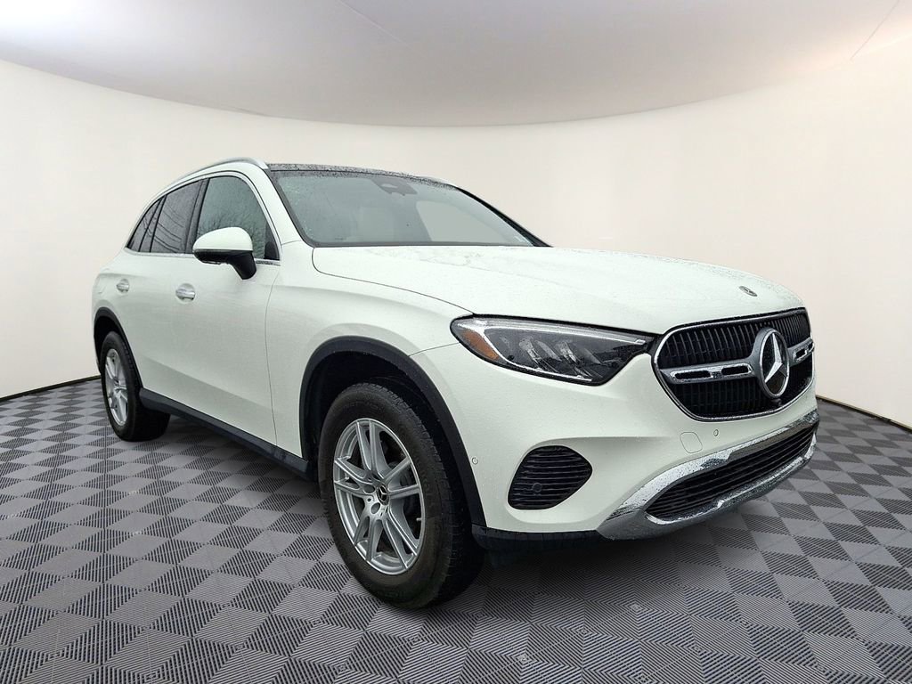 Used 2023 Mercedes-Benz GLC 300 GLC 300 image 1