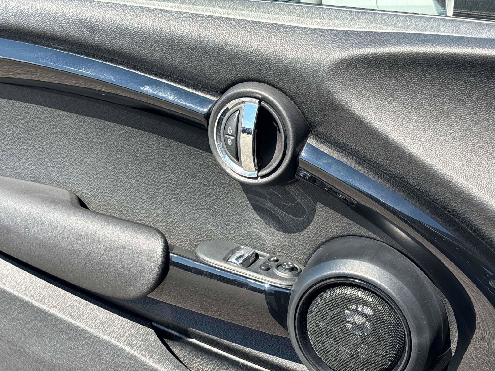 Used 2019 MINI Cooper S w/ Storage Package FWD image 12