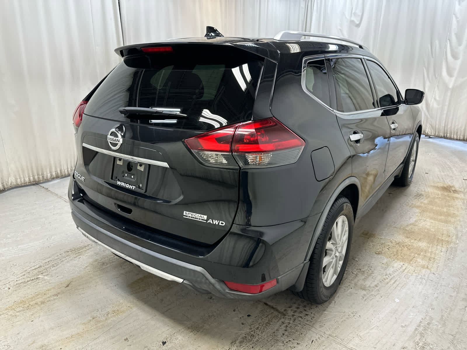 Certified 2020 Nissan Rogue S w/ Special Edition Package AWD/4WD image 10