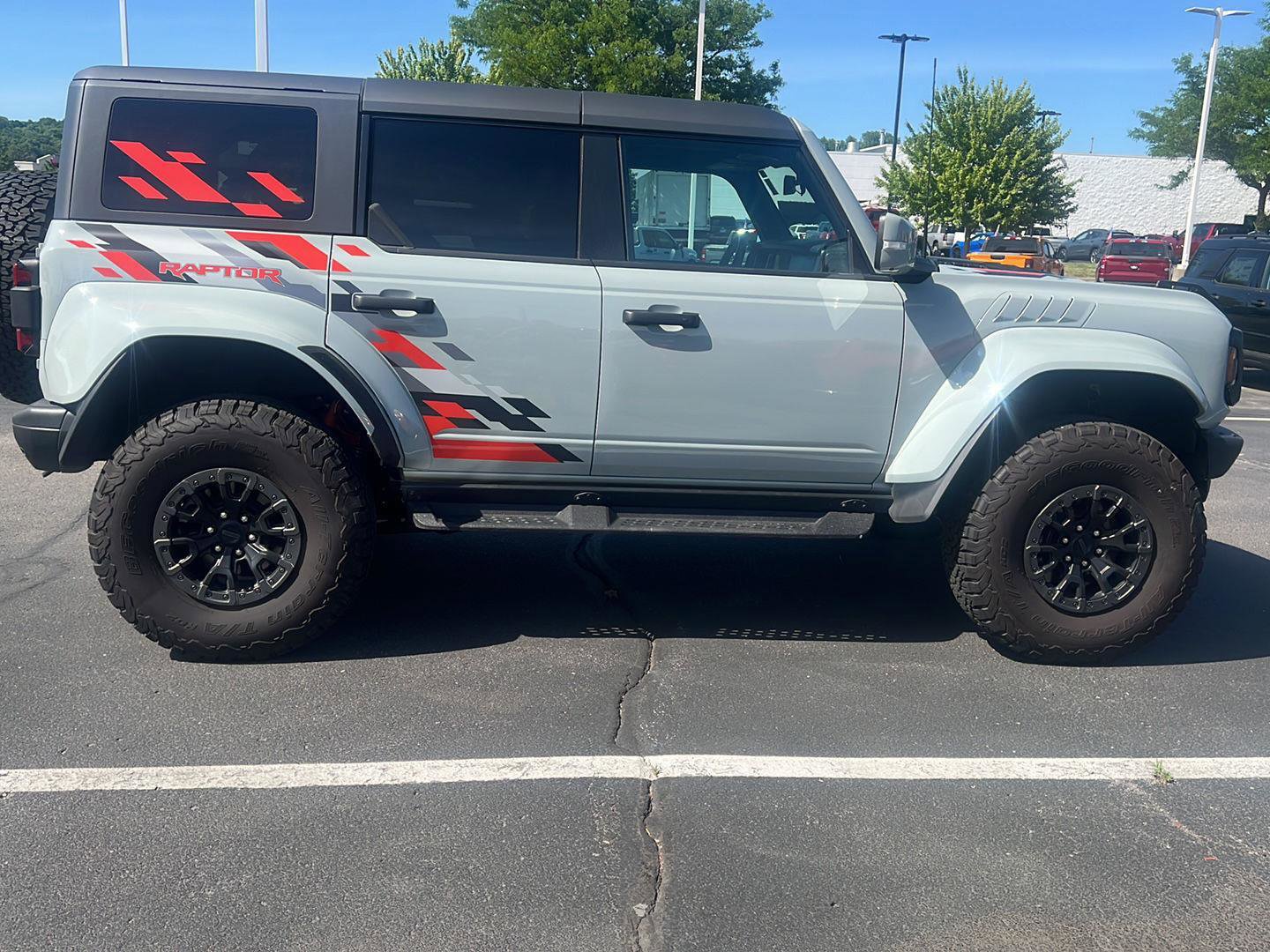 Used 2024 Ford Bronco Raptor AWD/4WD image 4