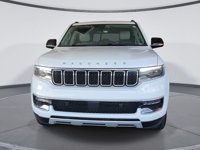 Certified 2023 Jeep Wagoneer L Series II AWD/4WD image 3