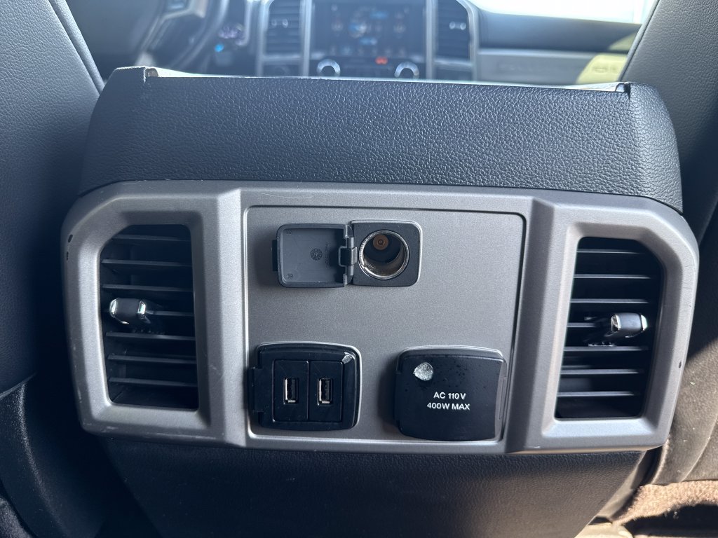 Used 2019 Ford F250 Lariat w/ Lariat Ultimate Package AWD/4WD image 43