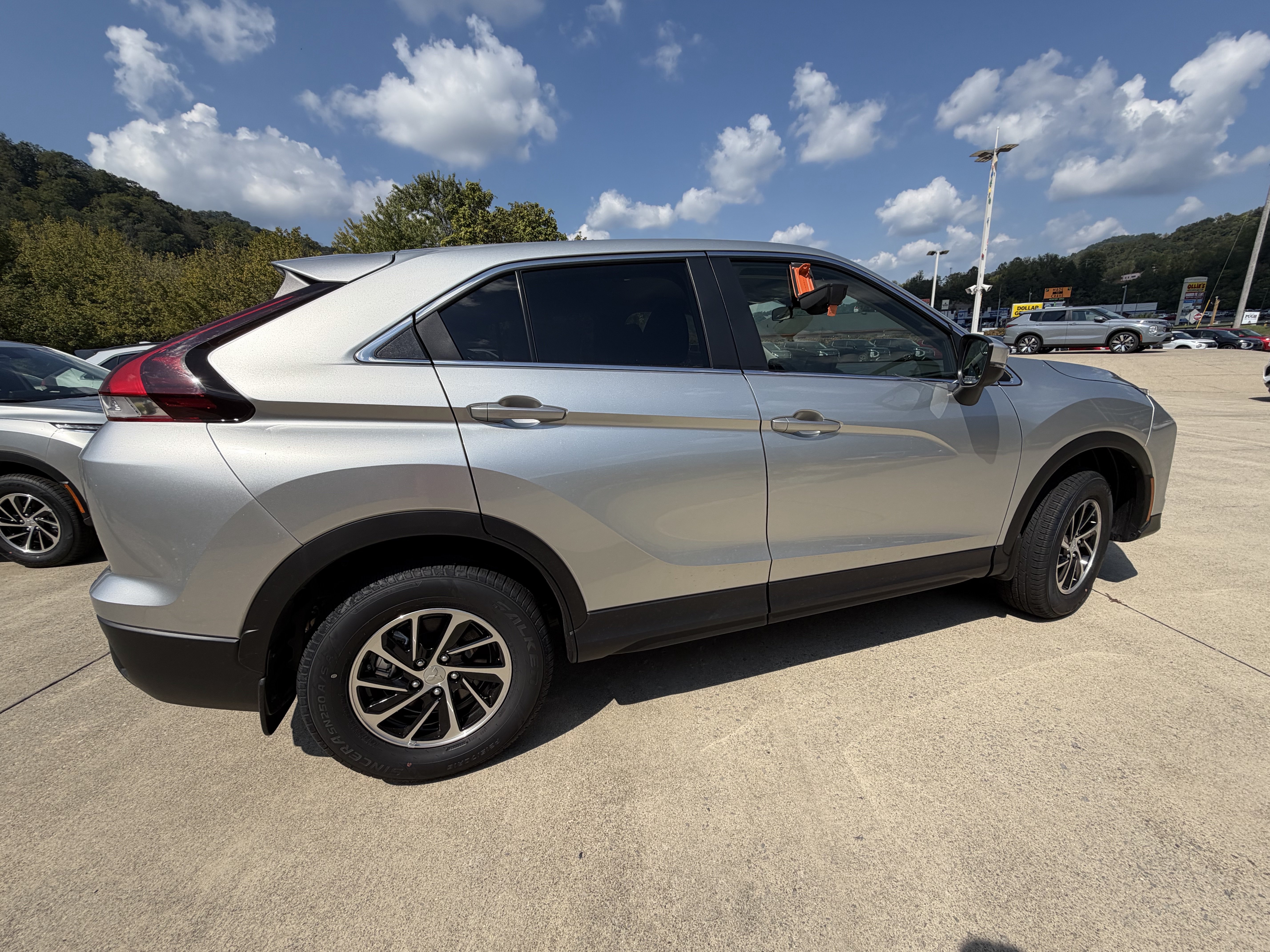 New 2026 Mitsubishi Eclipse Cross ES AWD/4WD image 8