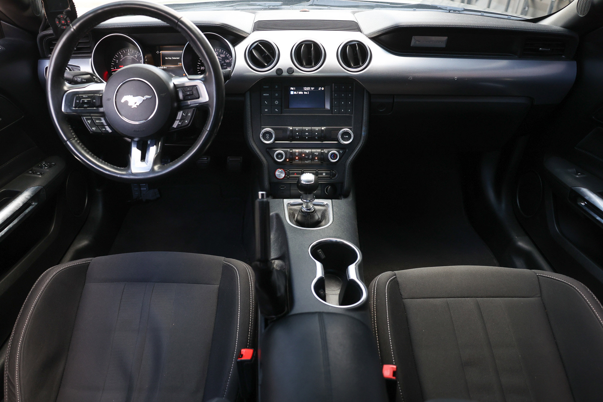 Used 2021 Ford Mustang GT w/ Black Accent Package RWD image 26