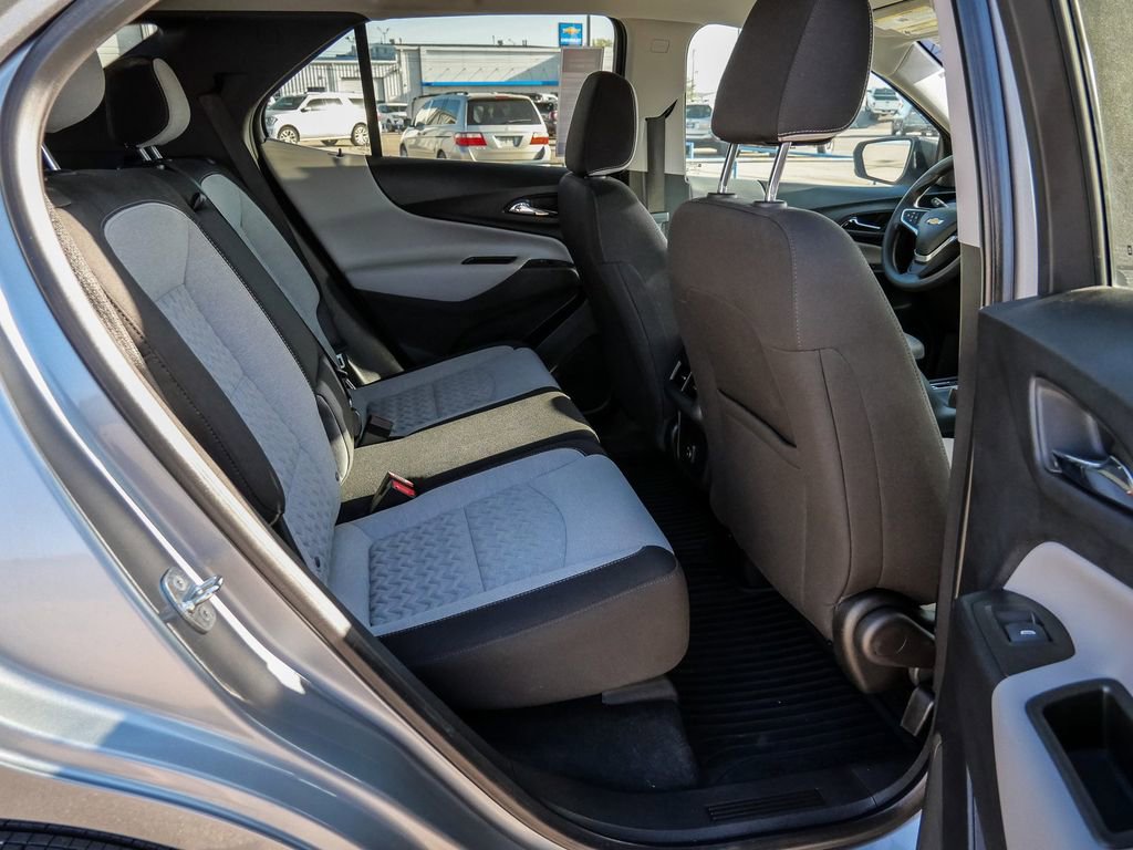 Used 2023 Chevrolet Equinox LS w/ LS Convenience Package image 17
