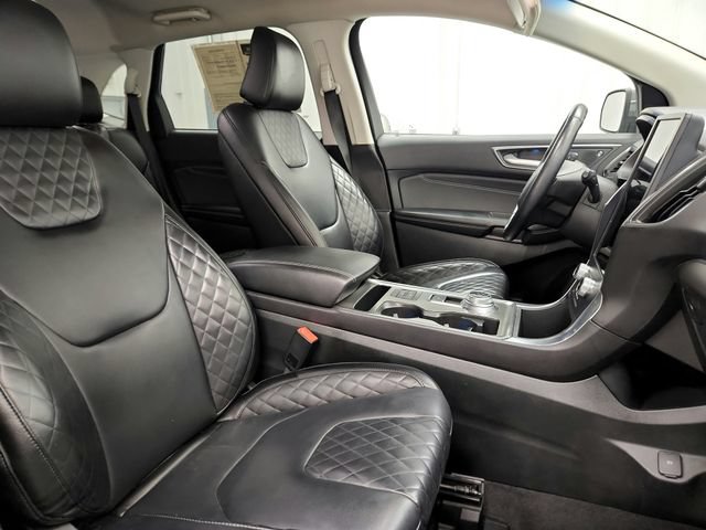 Used 2023 Ford Edge Titanium AWD/4WD image 34