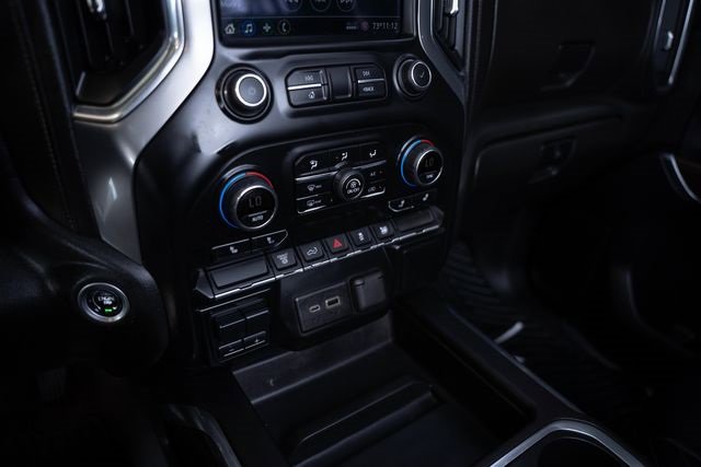 Used 2022 Chevrolet Silverado 3500 LT w/ Convenience Package image 17