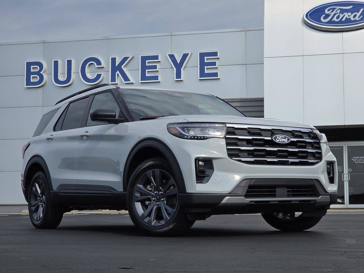 New 2027 Ford Explorer Active w/ Active Comfort Package AWD/4WD image 2