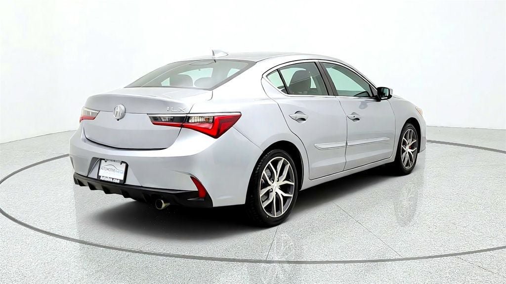 Used 2021 Acura ILX w/ Technology Package FWD image 5