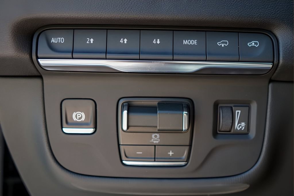 New 2026 Cadillac Escalade Sport w/ Touring Package image 15