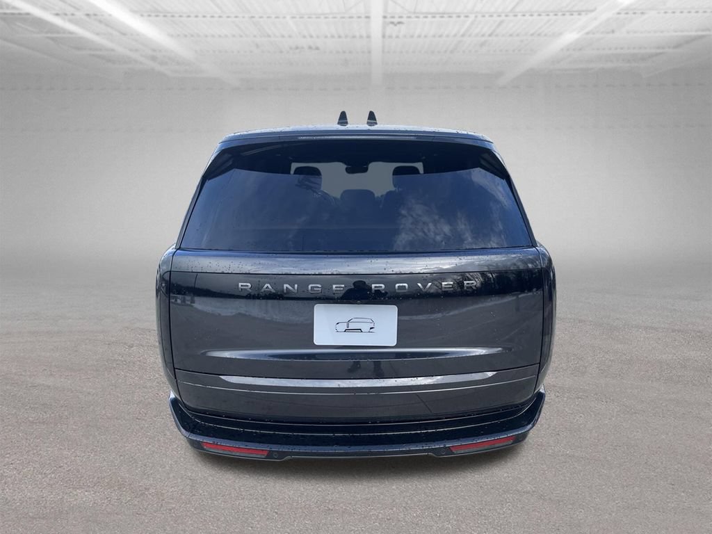 New 2026 Land Rover Range Rover Long Wheelbase SE AWD/4WD image 4