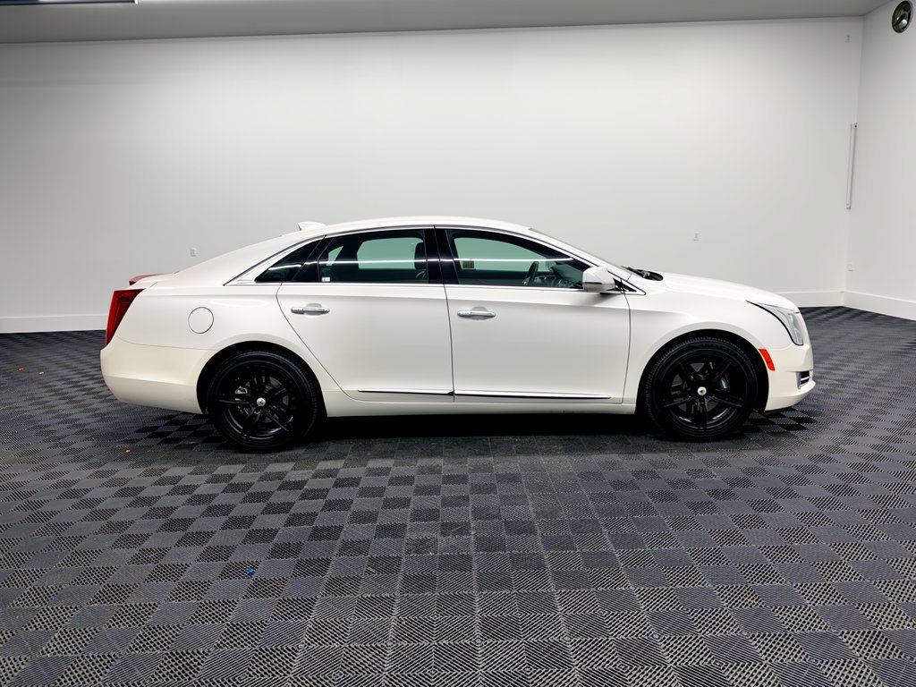 Used 2017 Cadillac XTS Luxury AWD/4WD image 8