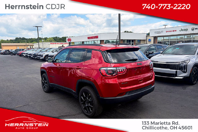 New 2026 Jeep Compass Latitude AWD/4WD image 5