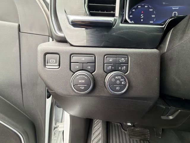 Certified 2025 Chevrolet Silverado 2500 LT w/ Z71 Chrome Sport Edition image 19